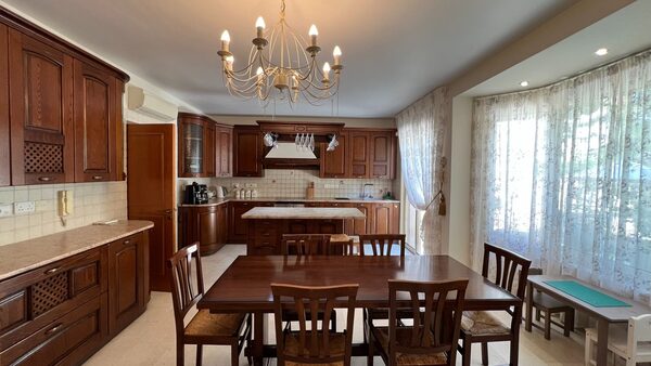 houses в agios-tychon, Кіпр, 495.00м² - зображення 4