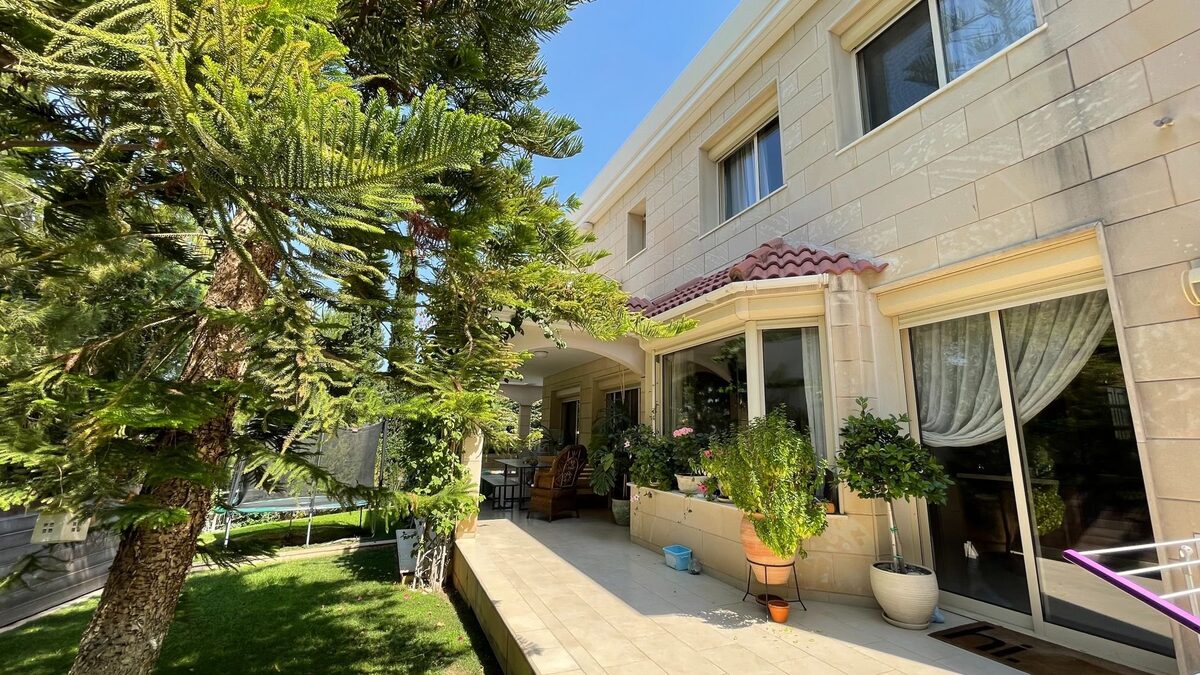 houses з 5 спальнями, 495.00м² в agios-tychon, Кіпр [ID: 0602-4607]