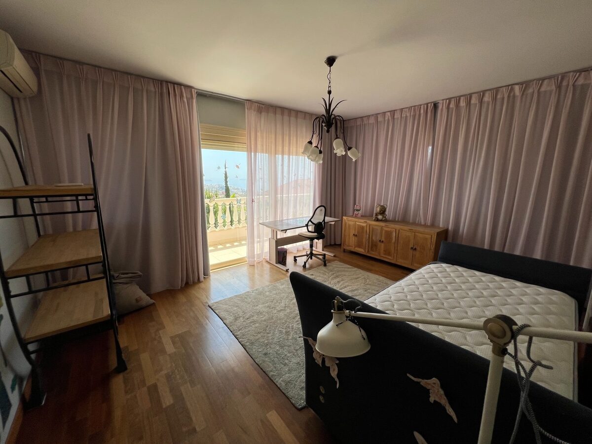houses з 5 спальнями, 495.00м² в agios-tychon, Кіпр [ID: 0602-4607]