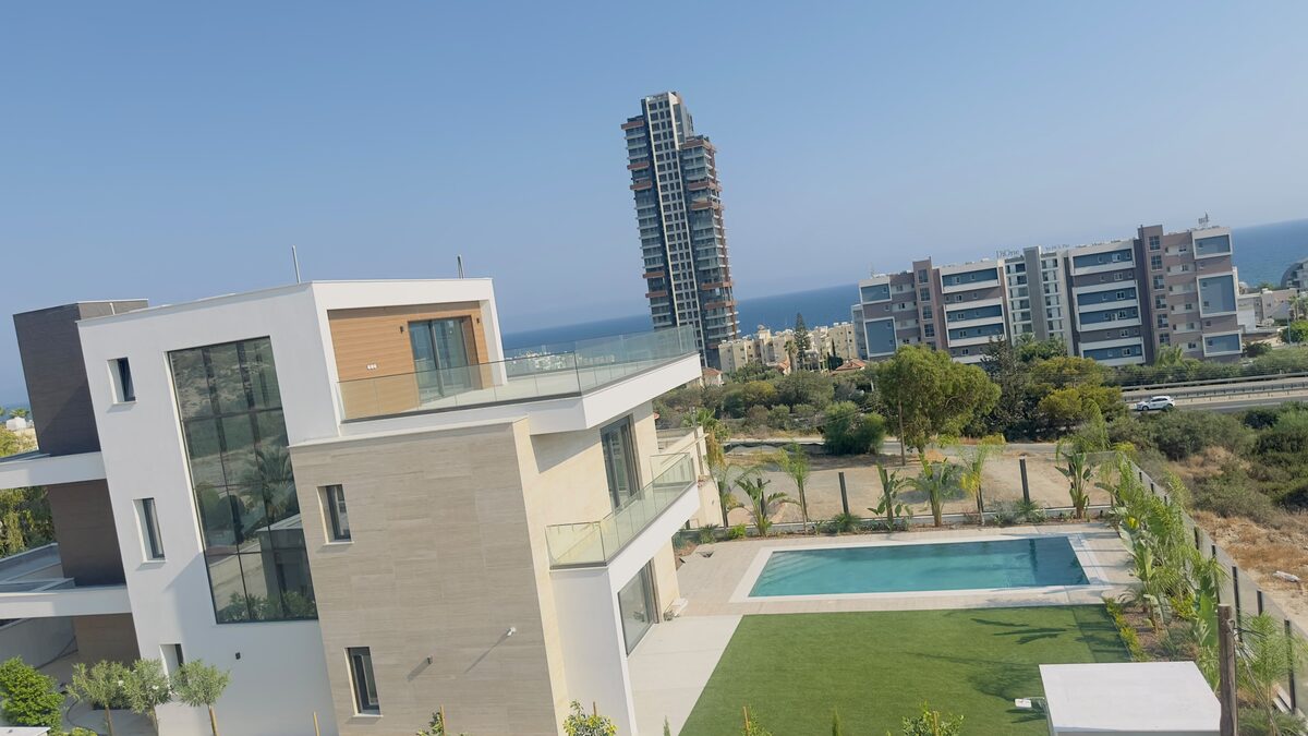 houses з 4 спальнями, 336.00м² в agios-tychon, Кіпр [ID: 0602-4977]