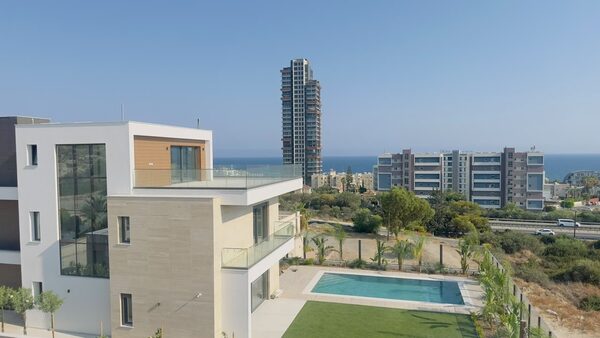 houses в agios-tychon, Кіпр, 582.00м² - зображення 4