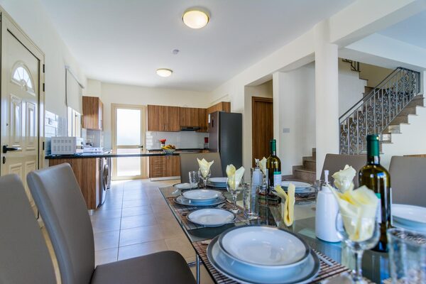 houses в polis-chrysochous, Кипр, 140.00м² - изображение 2