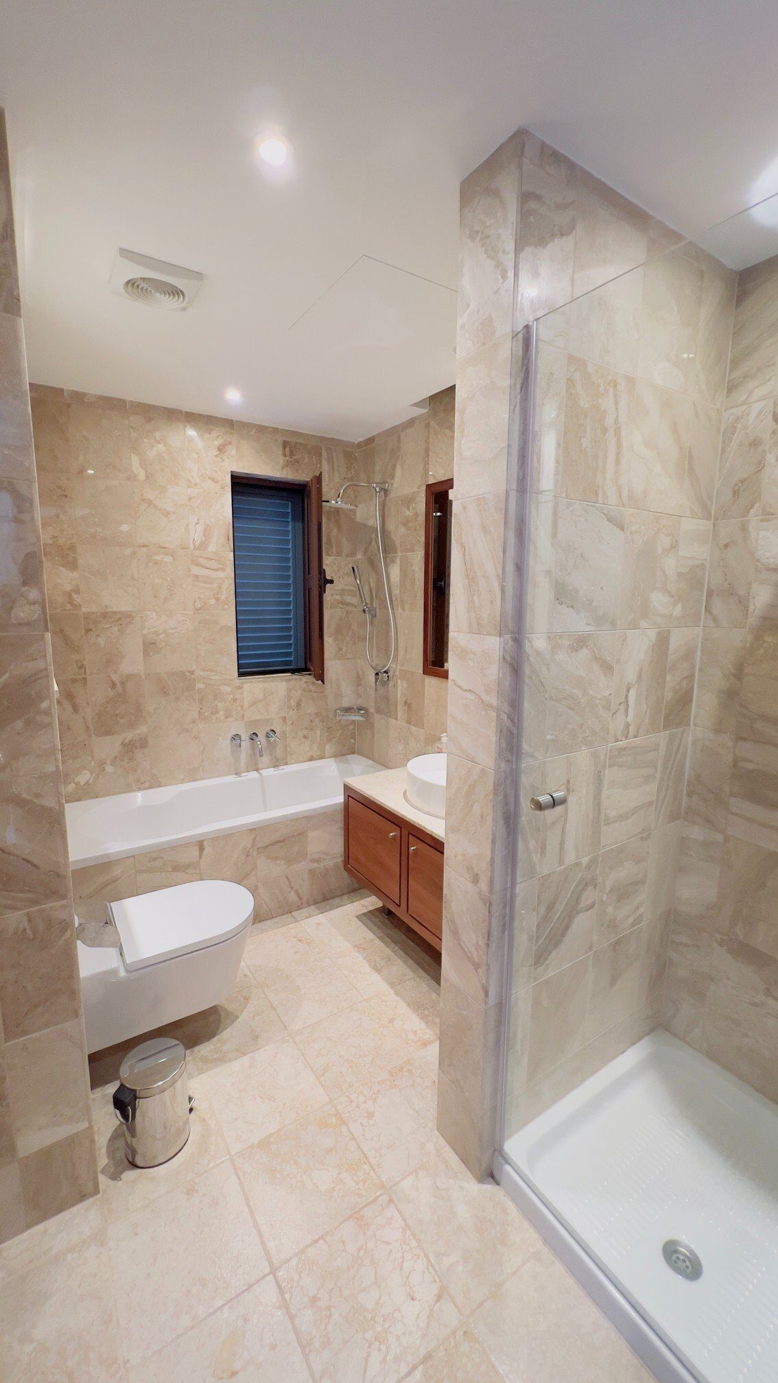 Квартира с 2 спальнями, 102.00м² в pyrgos-tourist-area, Кипр [ID: 0602-6320]