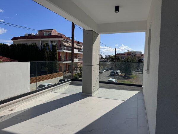 Квартира в petrou-kai-pavlou, Кипр, 81.00м² - изображение 12