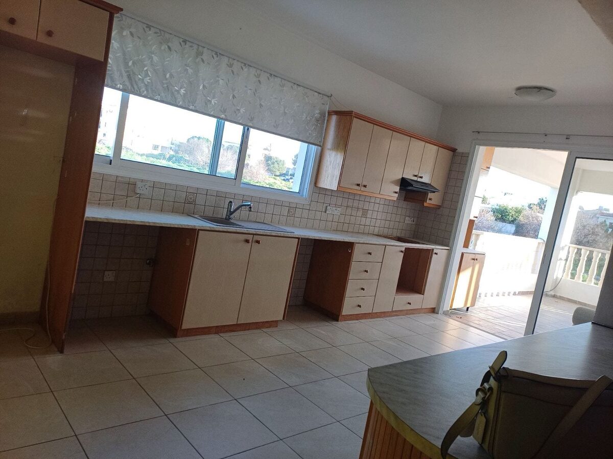 Apartament z 3 sypialniami, 120.00m² w empa, Cypr [ID: 0602-6871]