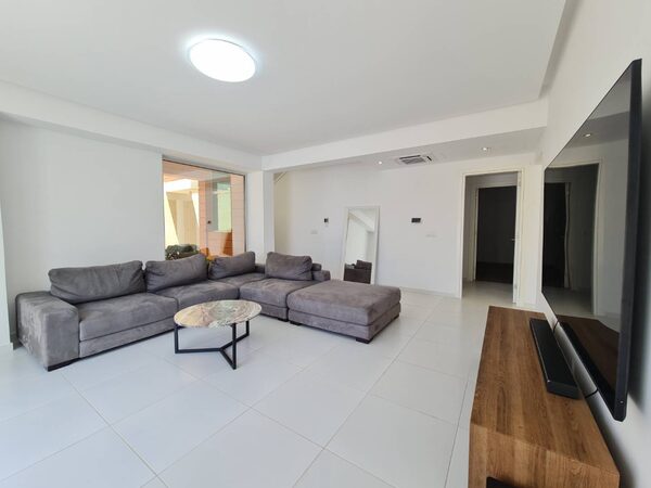 Вілла в mouttagiaka, Кіпр, 215.00м² - зображення 8