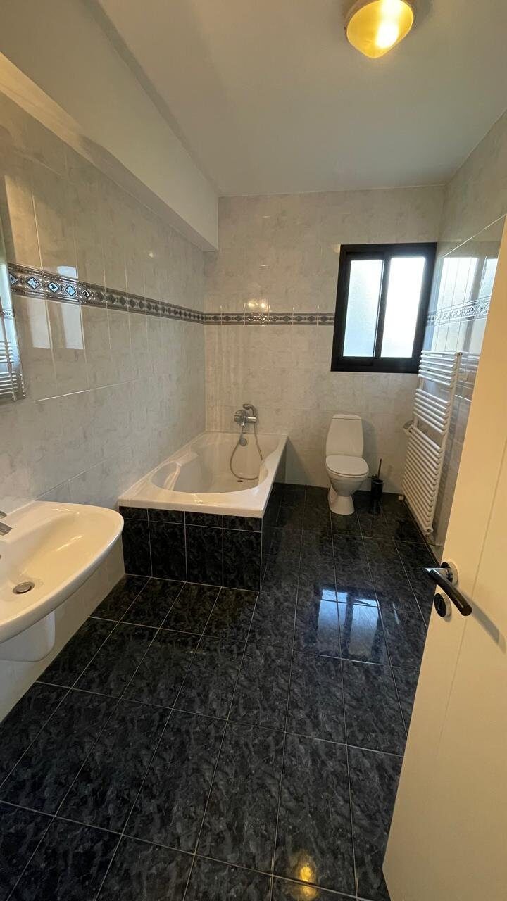 houses з 5 спальнями в agios-tychon, Кіпр [ID: 0602-8066]