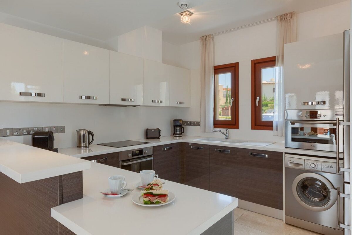 houses with 2 bedrooms in aphrodite-hills-kouklia, Cyprus [ID: 0602-31112]
