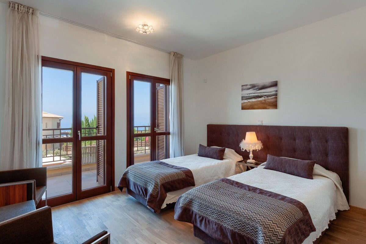 houses with 2 bedrooms in aphrodite-hills-kouklia, Cyprus [ID: 0602-31112]