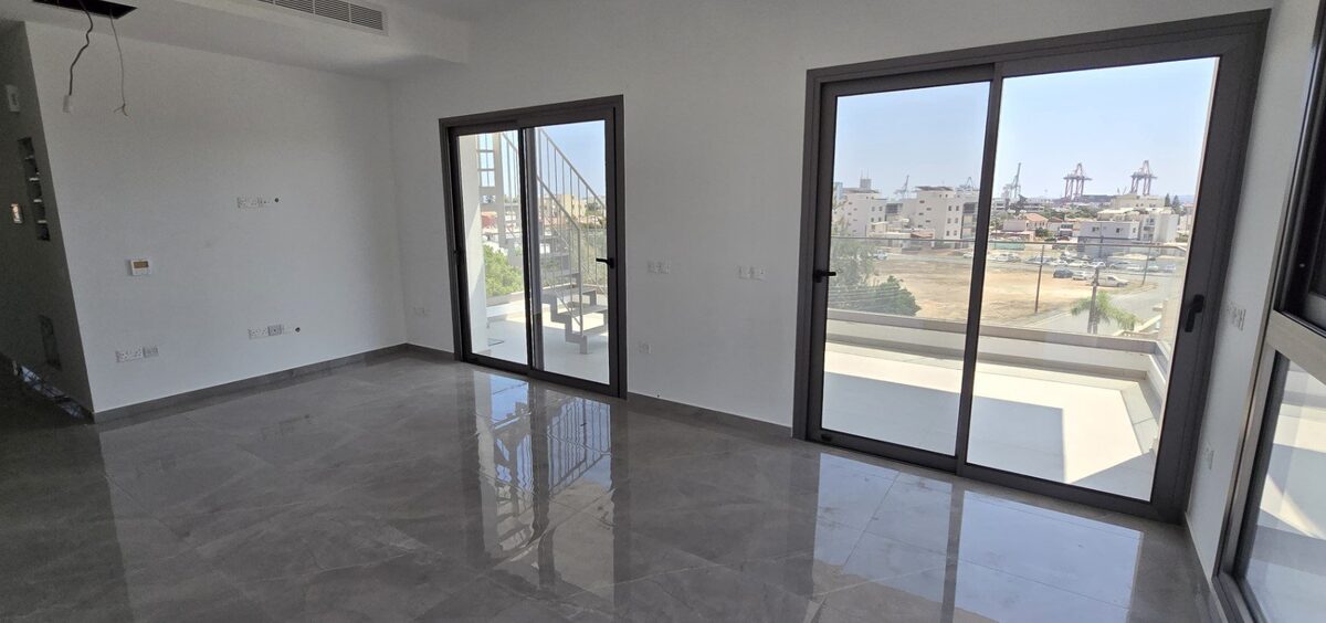 Penthouse z 4 sypialniami, 107.00m² w zakaki, Cypr [ID: 0602-34313]