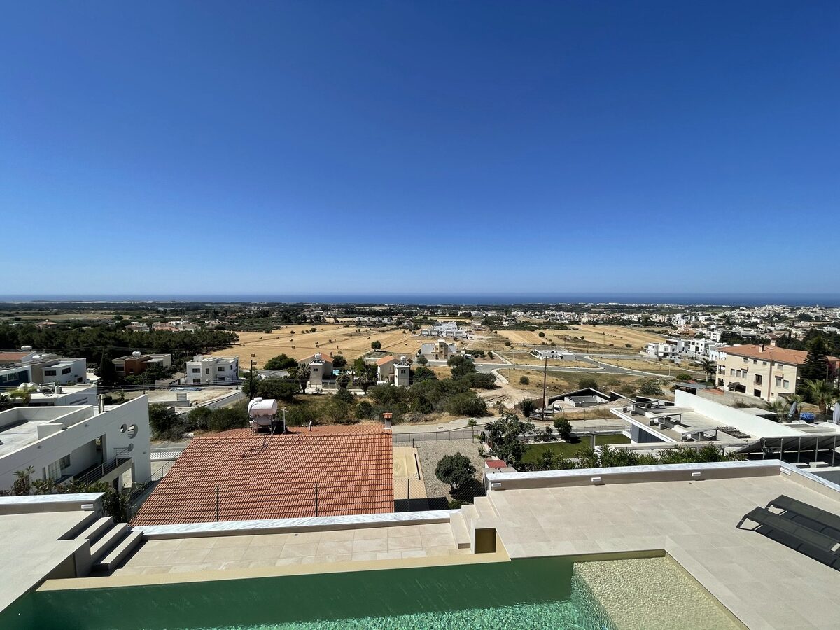 houses with 5 bedrooms in geroskipou, Cyprus [ID: 0602-36725]