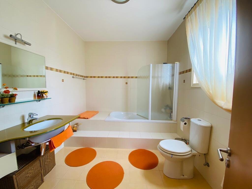 houses with 5 bedrooms in mouttagiaka, Cyprus [ID: 0602-37813]