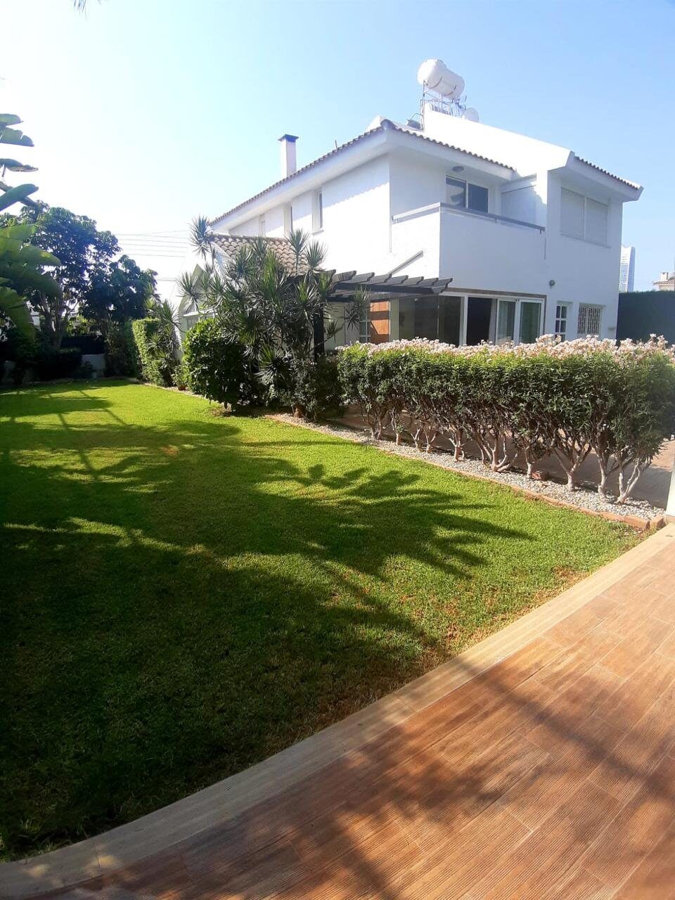 houses with 5 bedrooms in neapolis, Cyprus [ID: 0602-231185]
