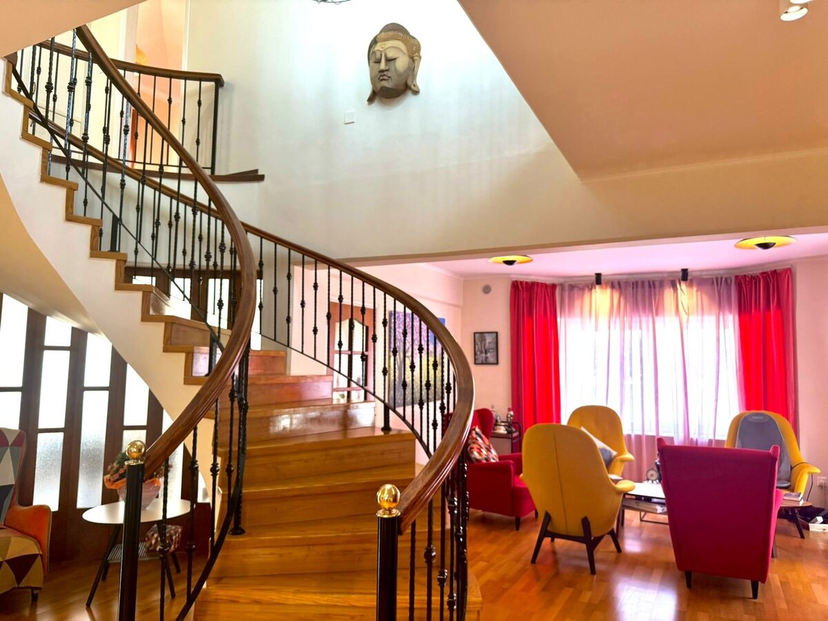 houses with 5 bedrooms in pyrgos, Cyprus [ID: 0602-231261]