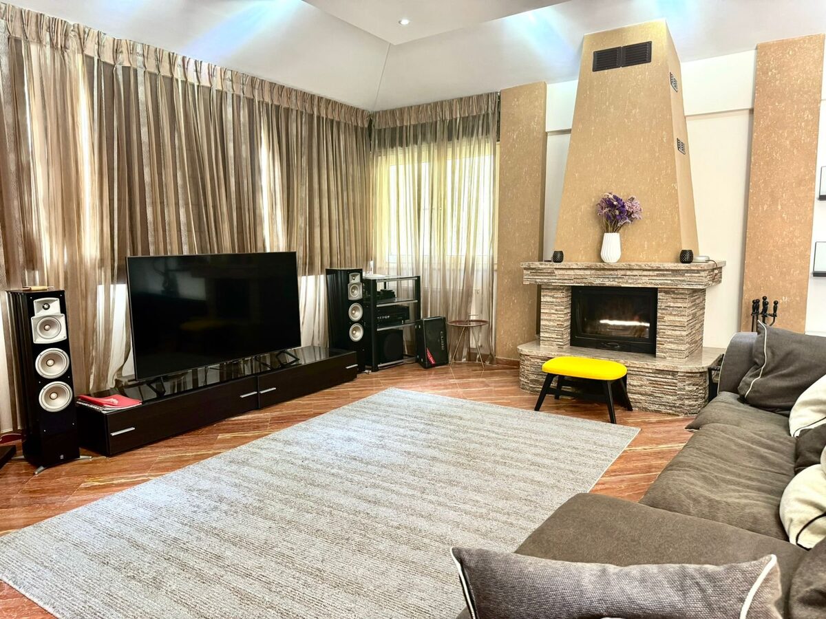 houses with 5 bedrooms in pyrgos, Cyprus [ID: 0602-231261]