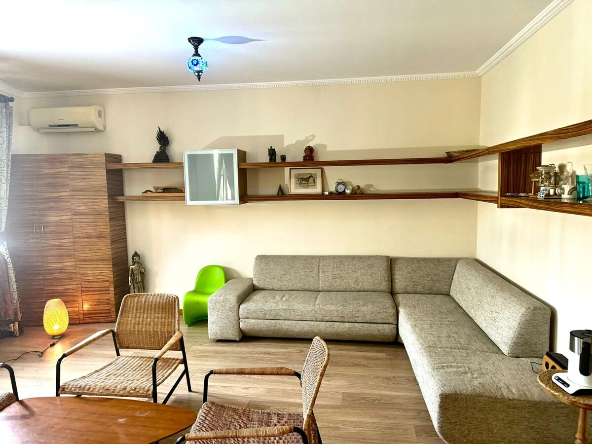 houses with 5 bedrooms in pyrgos, Cyprus [ID: 0602-231261]
