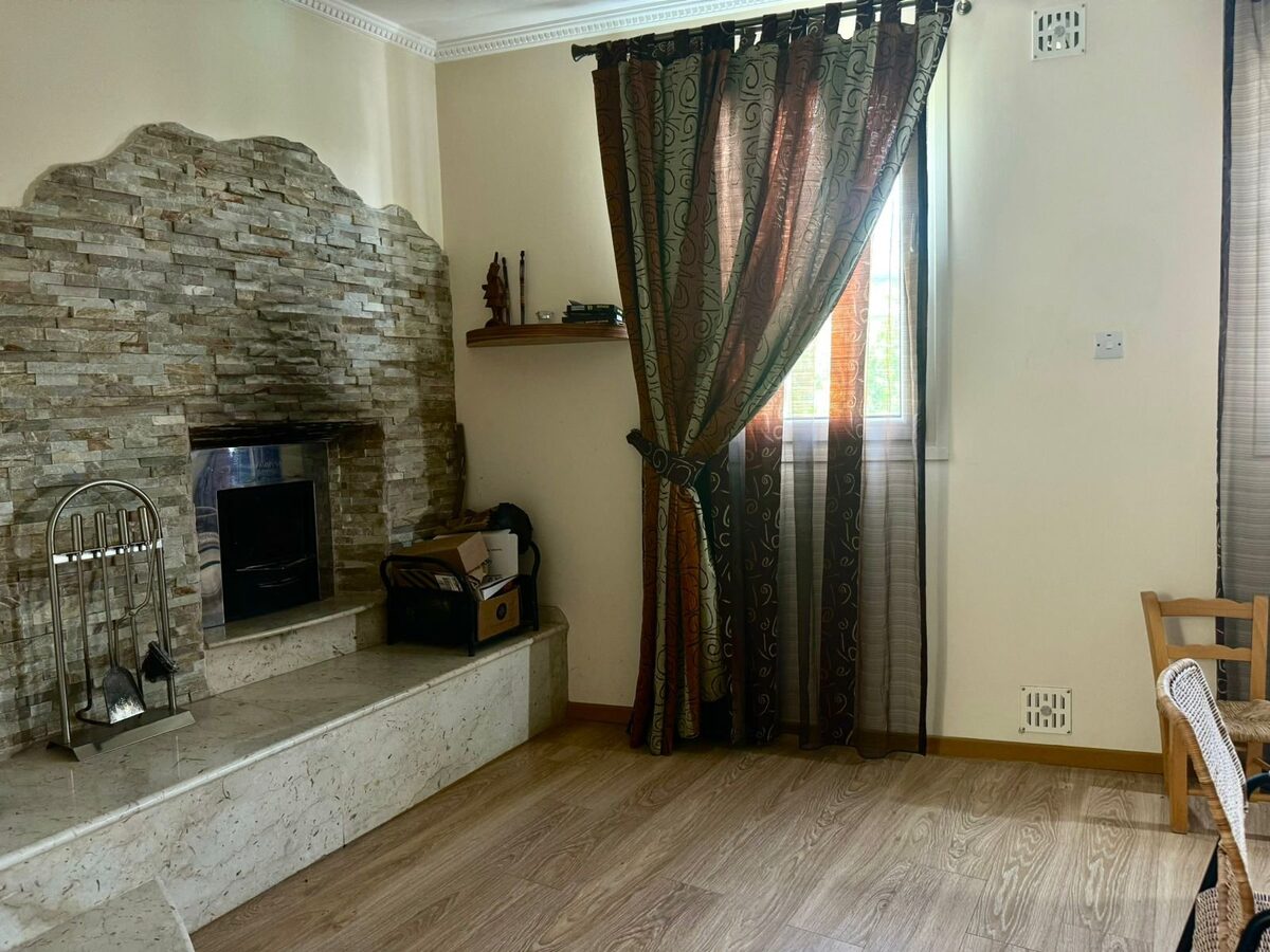 houses with 5 bedrooms in pyrgos, Cyprus [ID: 0602-231261]