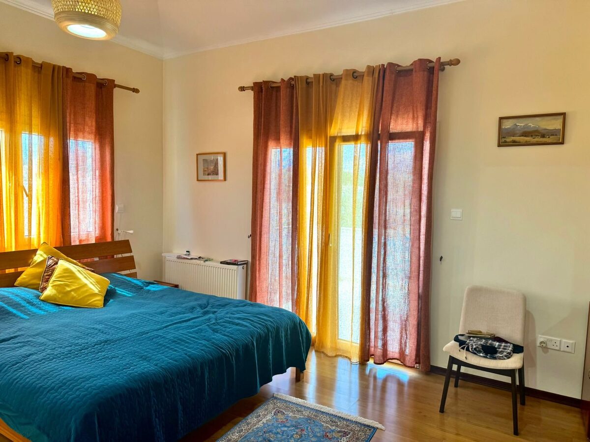 houses with 5 bedrooms in pyrgos, Cyprus [ID: 0602-231261]