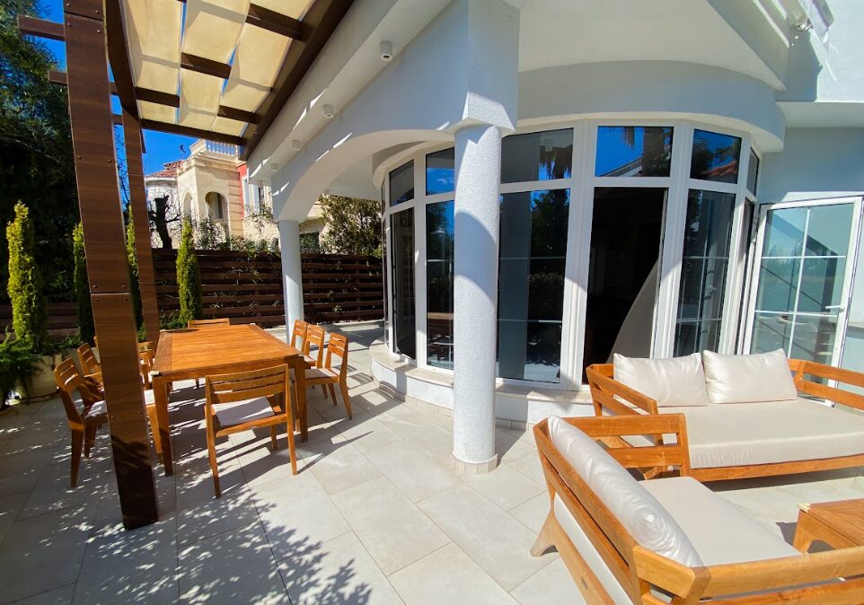 Вилла с 5 спальнями в pyrgos, Кипр [ID: 0602-231369]