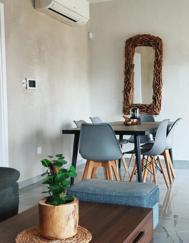 Penthouse with 2 bedrooms in mesa-geitonia, Cyprus [ID: 0602-232095]