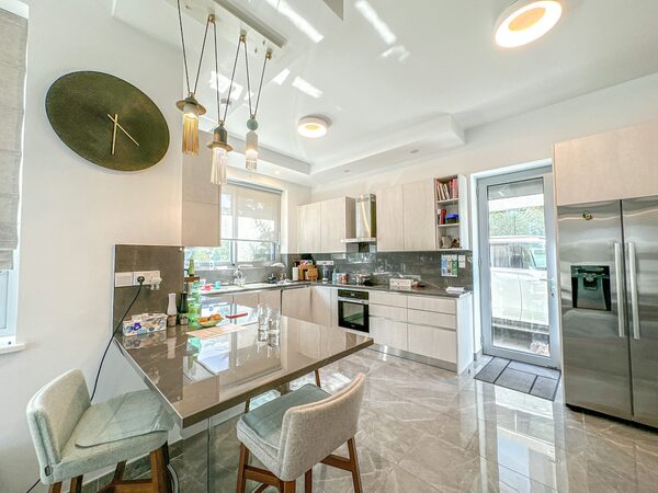 houses в germasogeia, Кіпр, 248.00м² - зображення 18