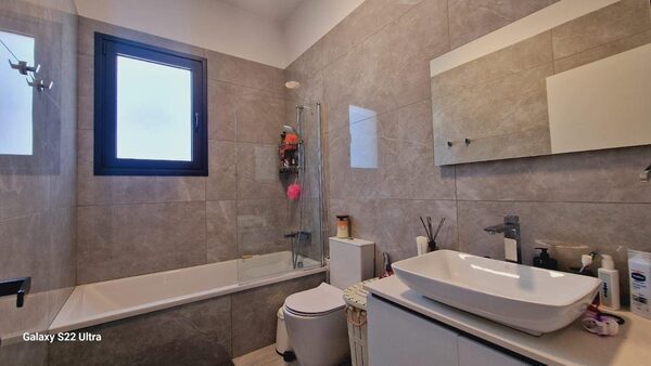 Квартира в germasogeia-tourist-area, Кипр, 131.00м² - изображение 17