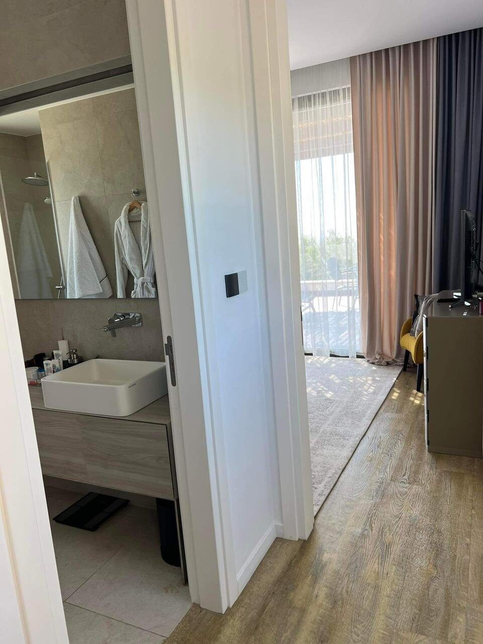 houses with 4 bedrooms in aphrodite-hills-kouklia, Cyprus [ID: 0602-233056]