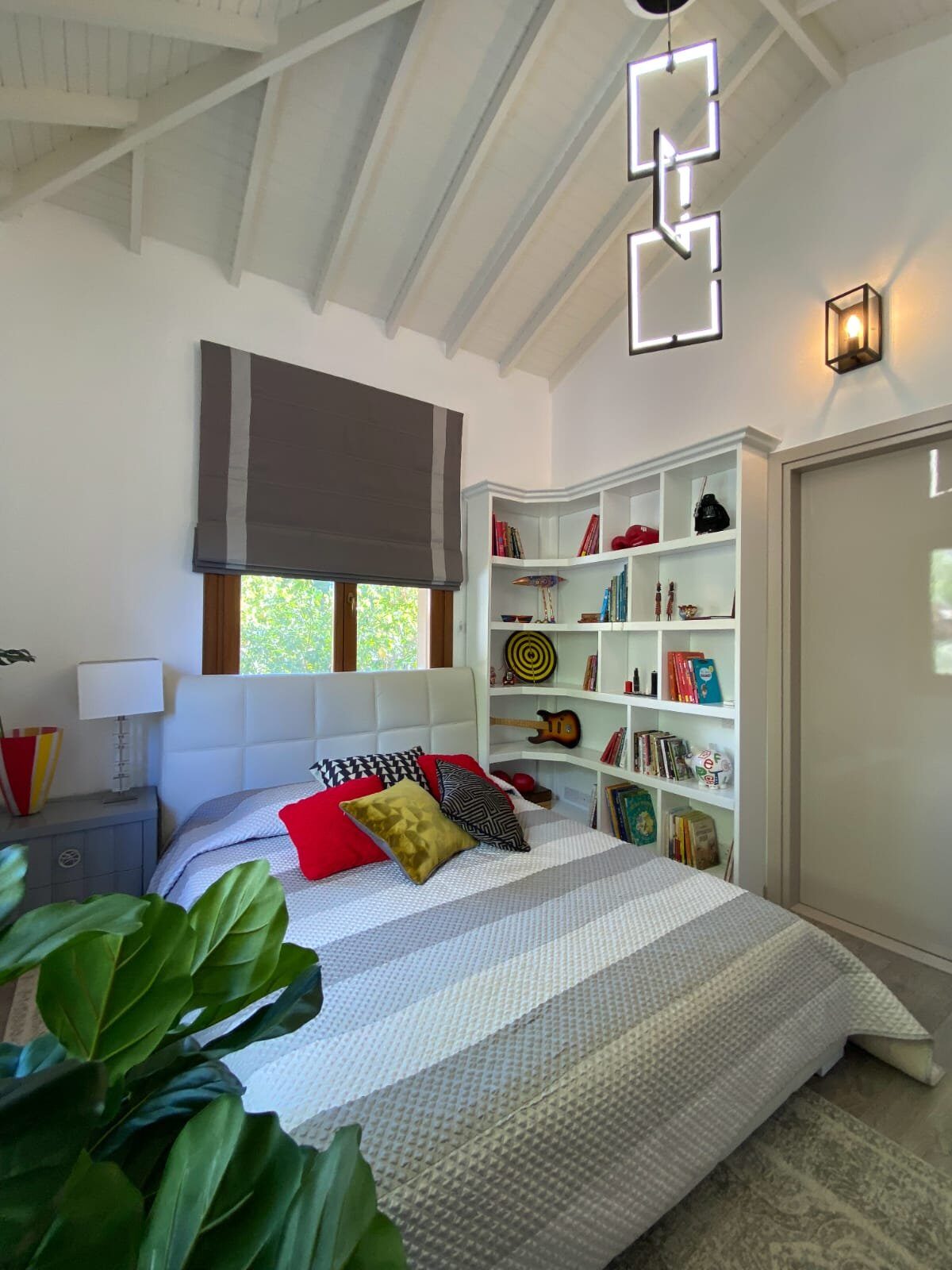 houses with 5 bedrooms in aphrodite-hills-kouklia, Cyprus [ID: 0602-233057]