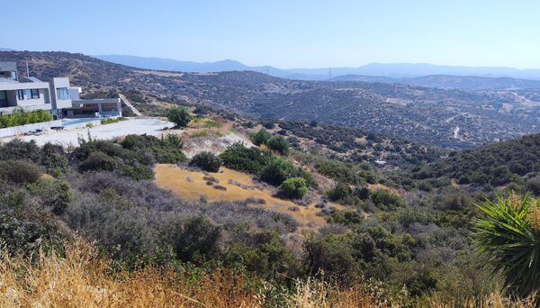 Land in agios-tychon, Cyprus - image 2