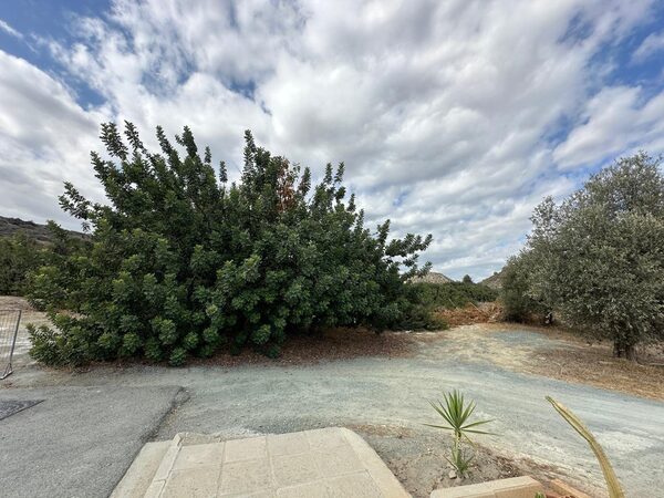 Land in germasogeia, Cyprus - image 3