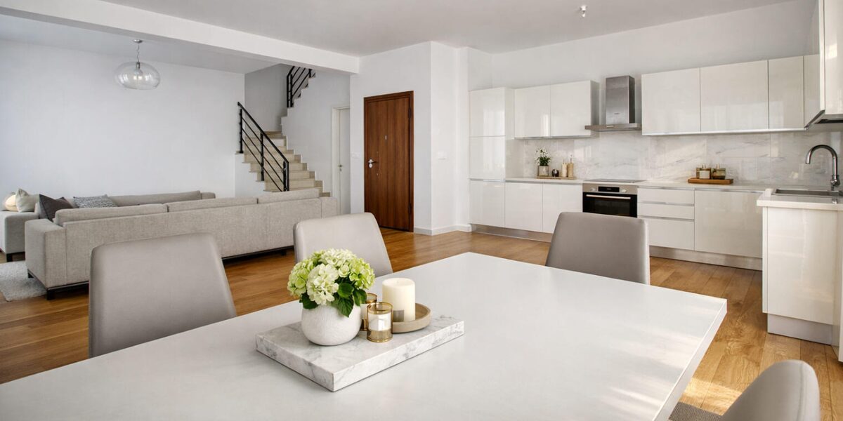 houses with 3 bedrooms, 223.00m² in pyrgos, Cyprus [ID: 0602-233842]