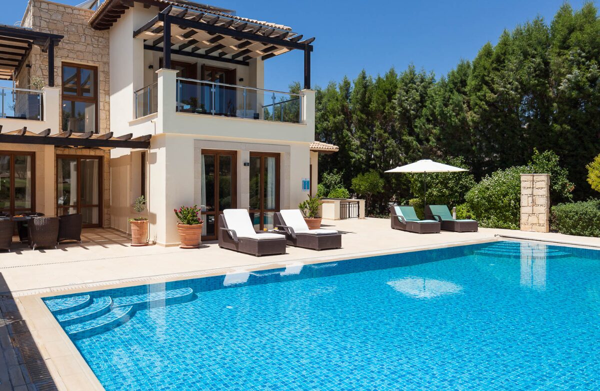 houses with 4 bedrooms in aphrodite-hills-kouklia, Cyprus [ID: 0602-233990]