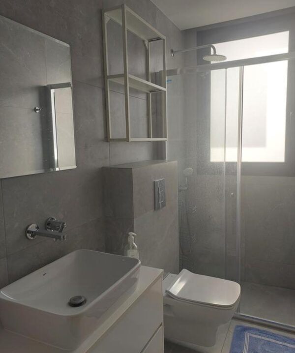 Apartament w agios-athanasios, Cypr, 131.00m² - obraz 2