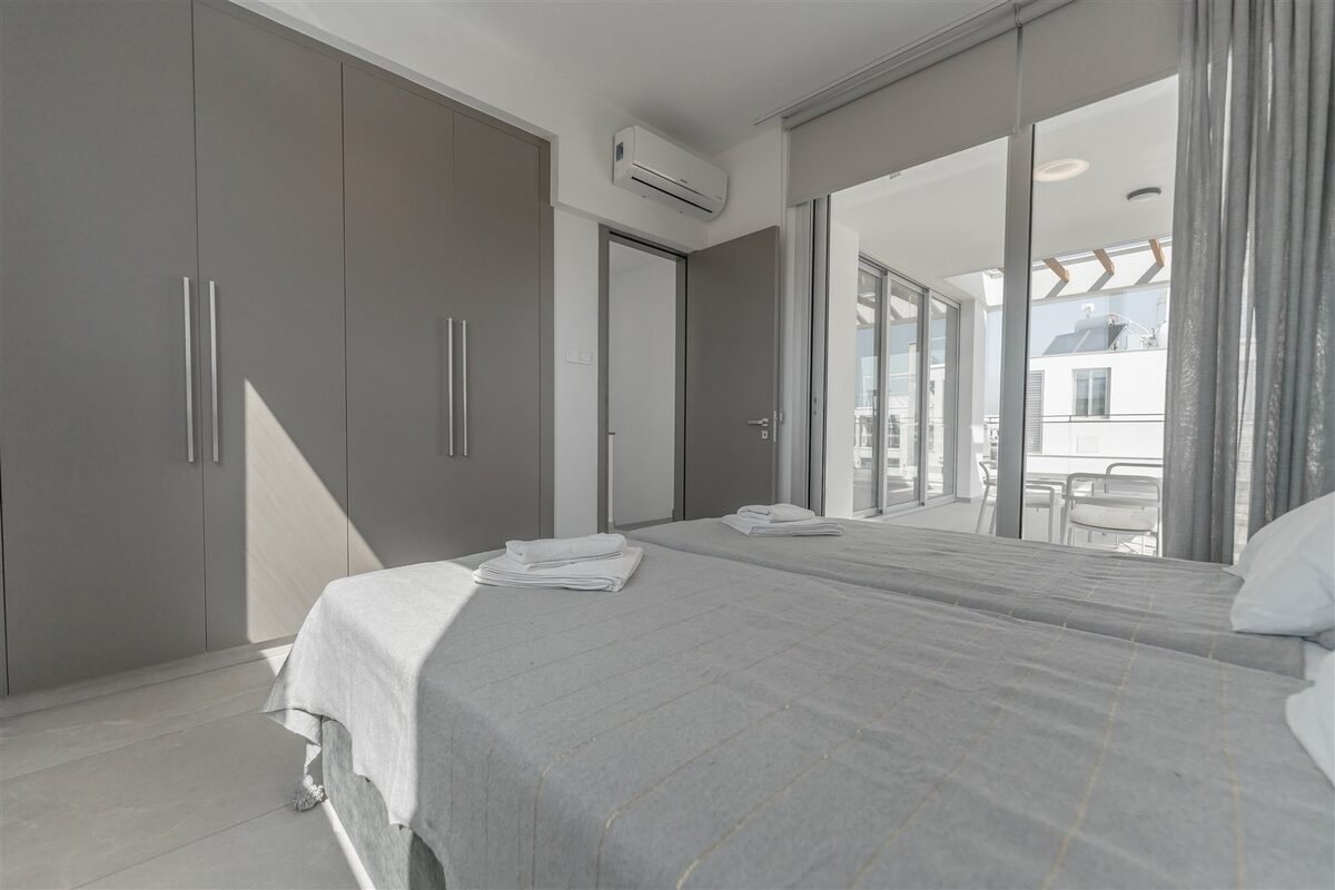 Willa z 5 sypialniami, 225.00m² w oroklini, Cypr [ID: 0602-235233]