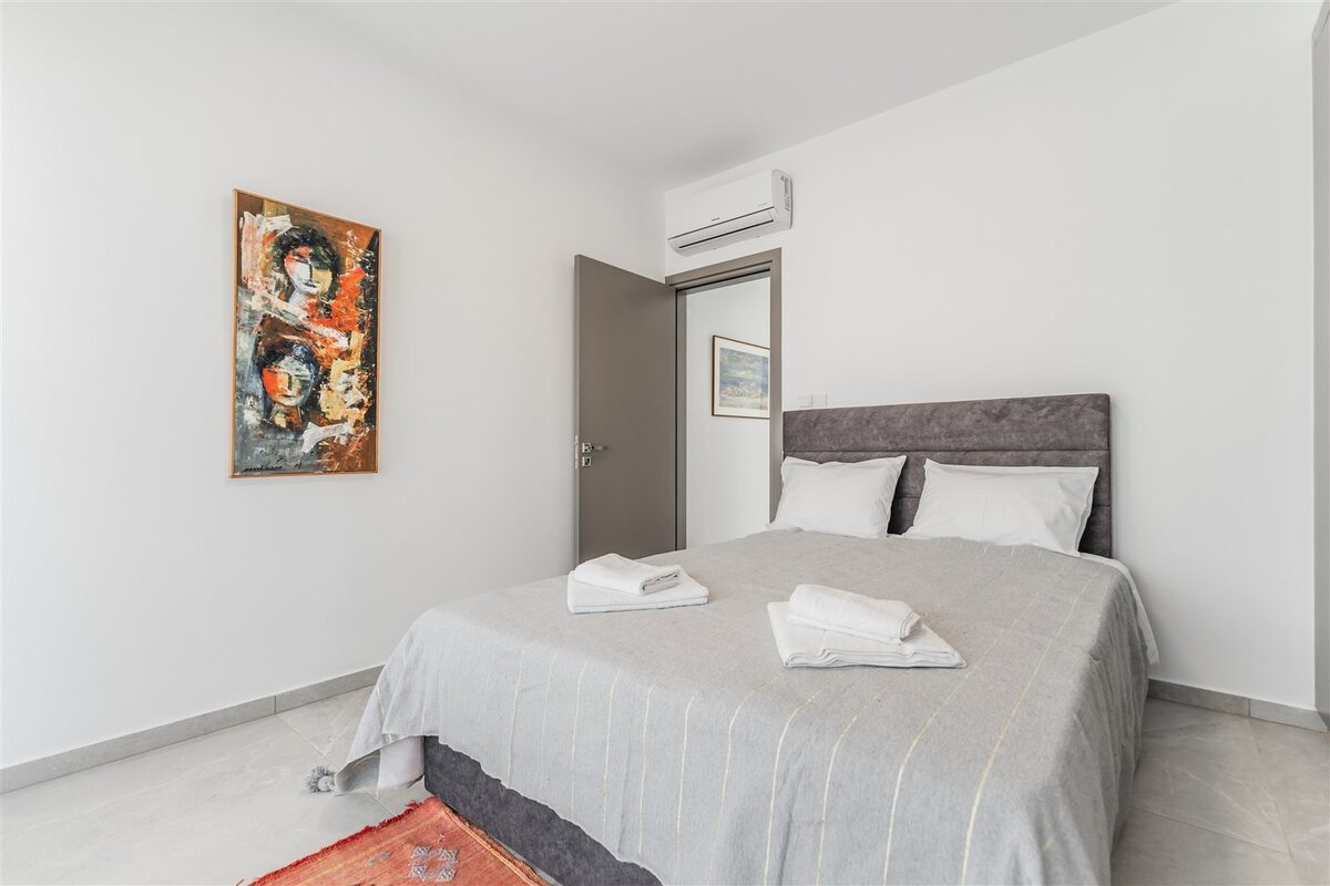 Willa z 5 sypialniami, 225.00m² w oroklini, Cypr [ID: 0602-235233]