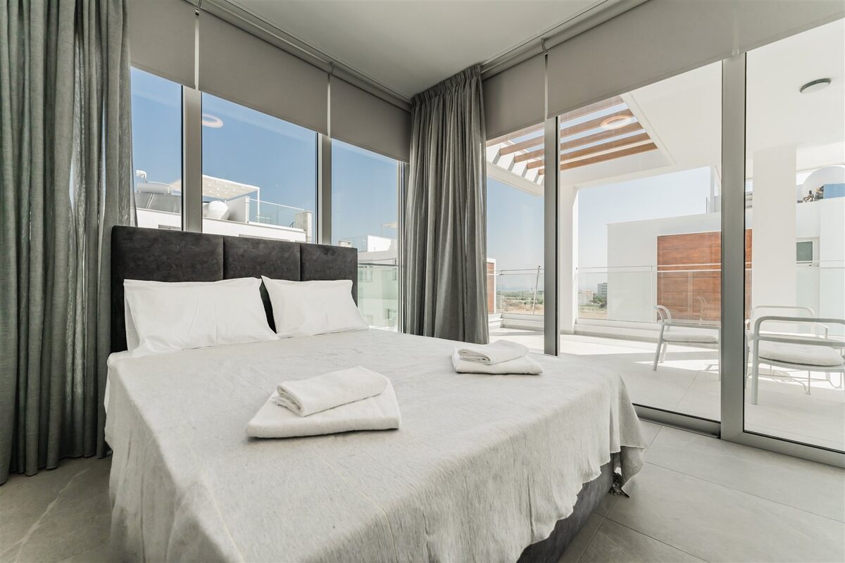 Willa z 5 sypialniami, 225.00m² w oroklini, Cypr [ID: 0602-235233]