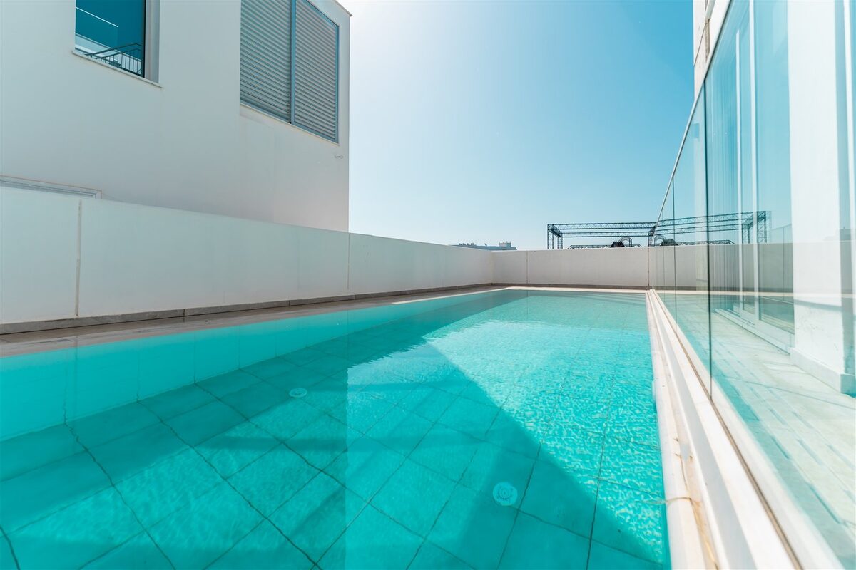 Willa z 5 sypialniami, 225.00m² w oroklini, Cypr [ID: 0602-235233]