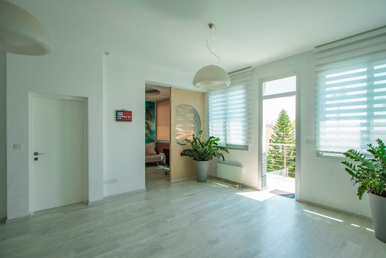 houses z 5 sypialniami w agios-tychon, Cypr [ID: 0602-235243]