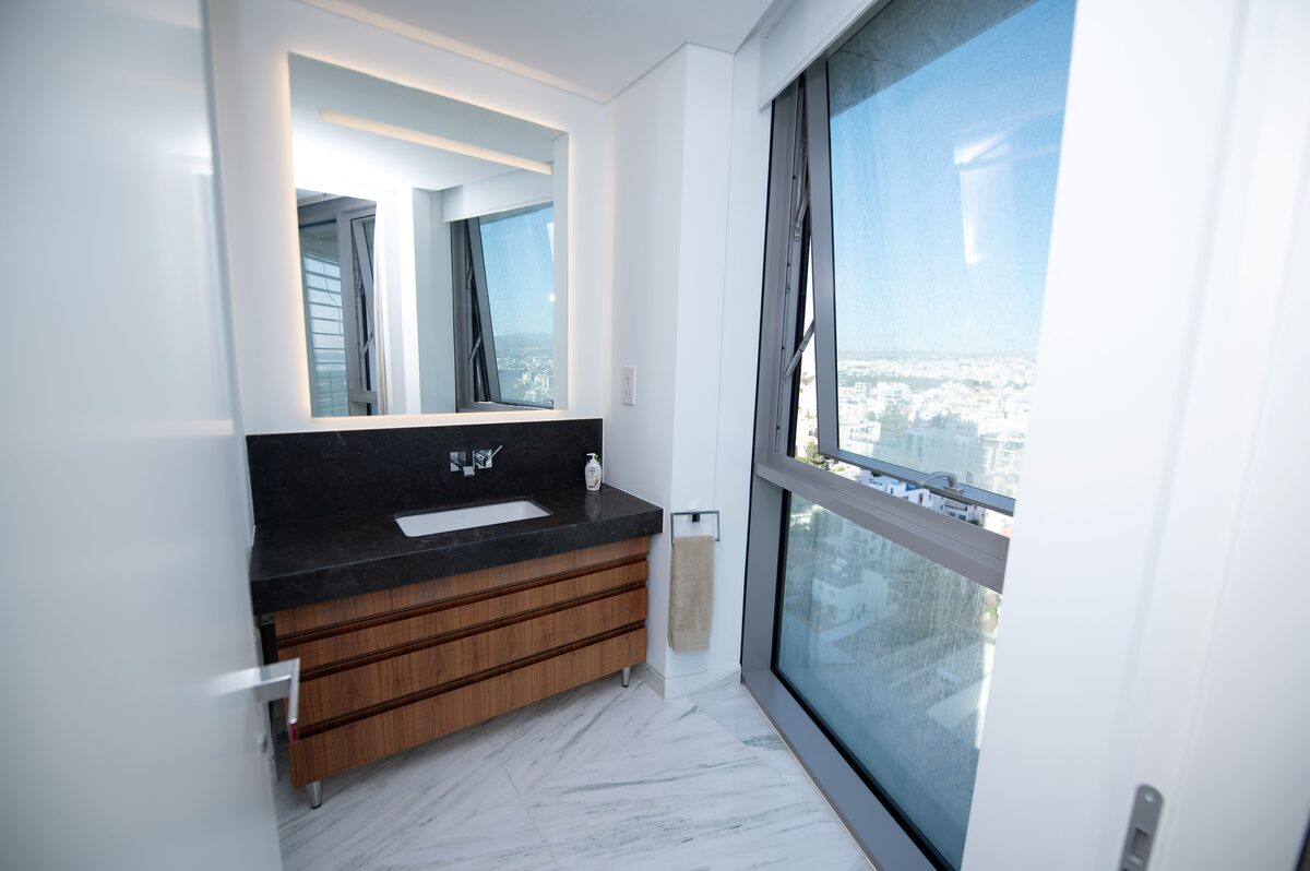 Apartment with 3 bedrooms in neapolis, Cyprus [ID: 0602-235298]