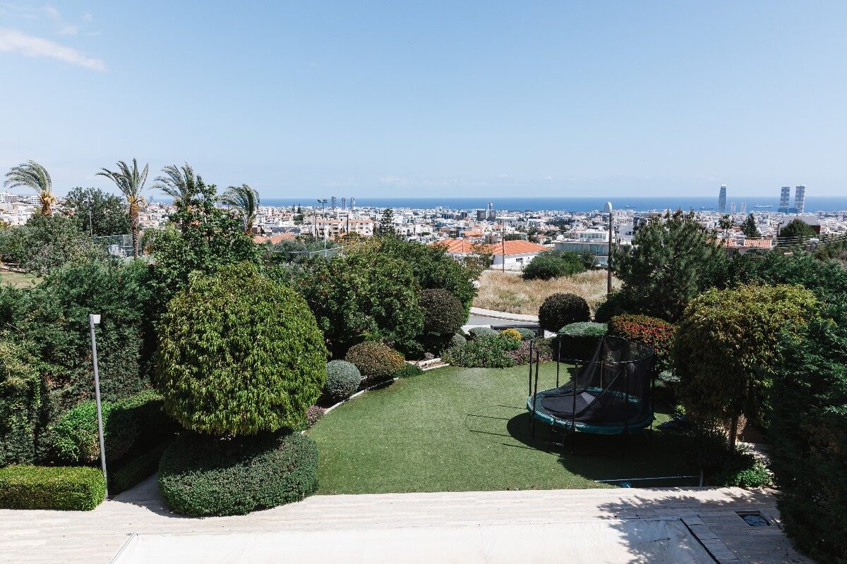 houses з 8 спальнями, 500.00м² в agios-athanasios, Кіпр [ID: 0602-235365]