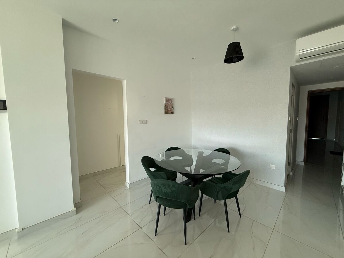 Квартира с 2 спальнями, 80.00м² в germasogeia, Кипр [ID: 0602-236311]