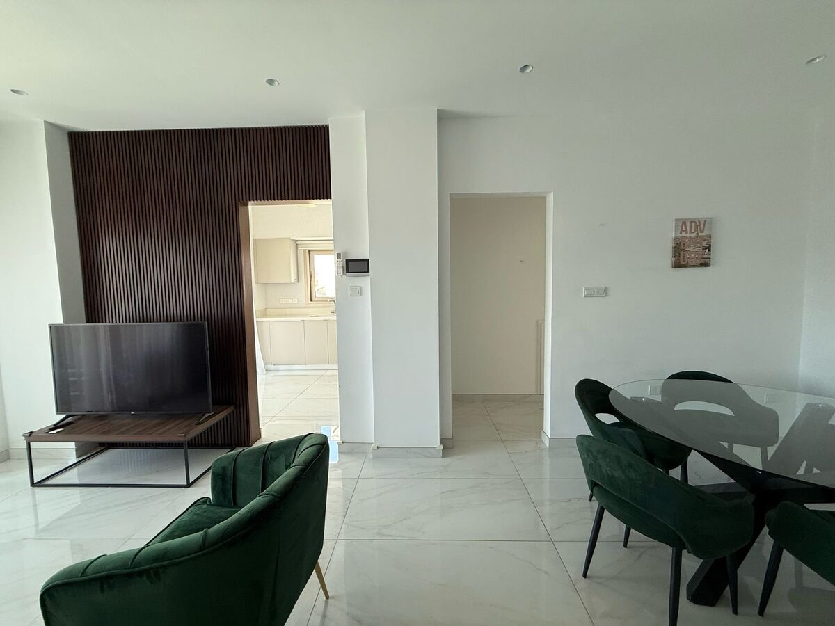 Квартира с 2 спальнями, 80.00м² в germasogeia, Кипр [ID: 0602-236311]