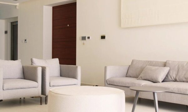 houses w agia-napa, Cypr - obraz 4