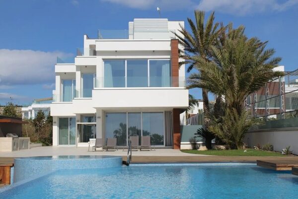 Dom — Agia Napa, Famagusta, Cypr ID 0602-236997
