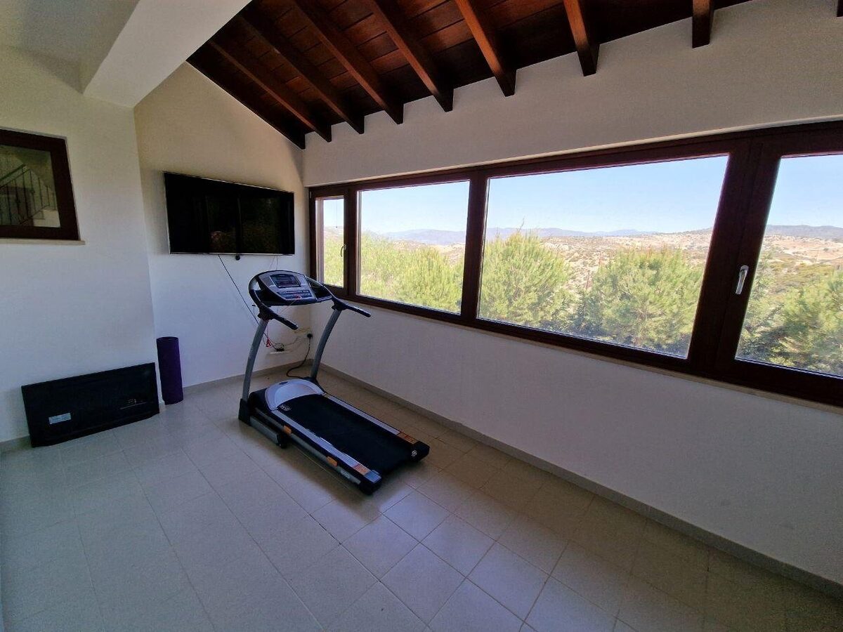 houses с 6 спальнями в agios-tychon, Кипр [ID: 0602-237256]
