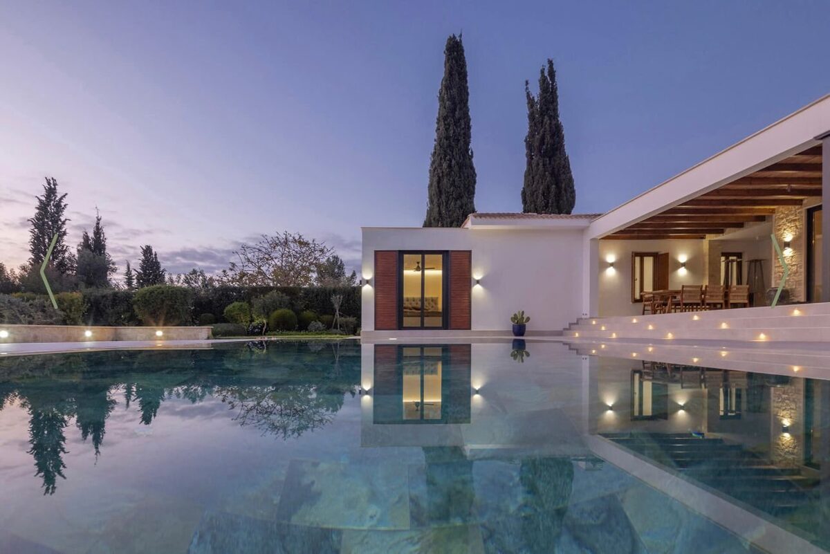 houses with 4 bedrooms in aphrodite-hills-kouklia, Cyprus [ID: 0602-237346]