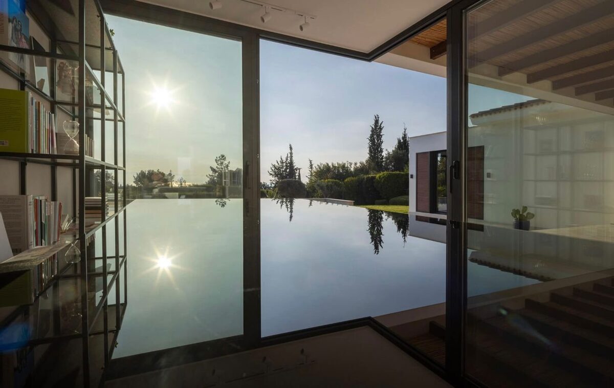houses with 4 bedrooms in aphrodite-hills-kouklia, Cyprus [ID: 0602-237346]