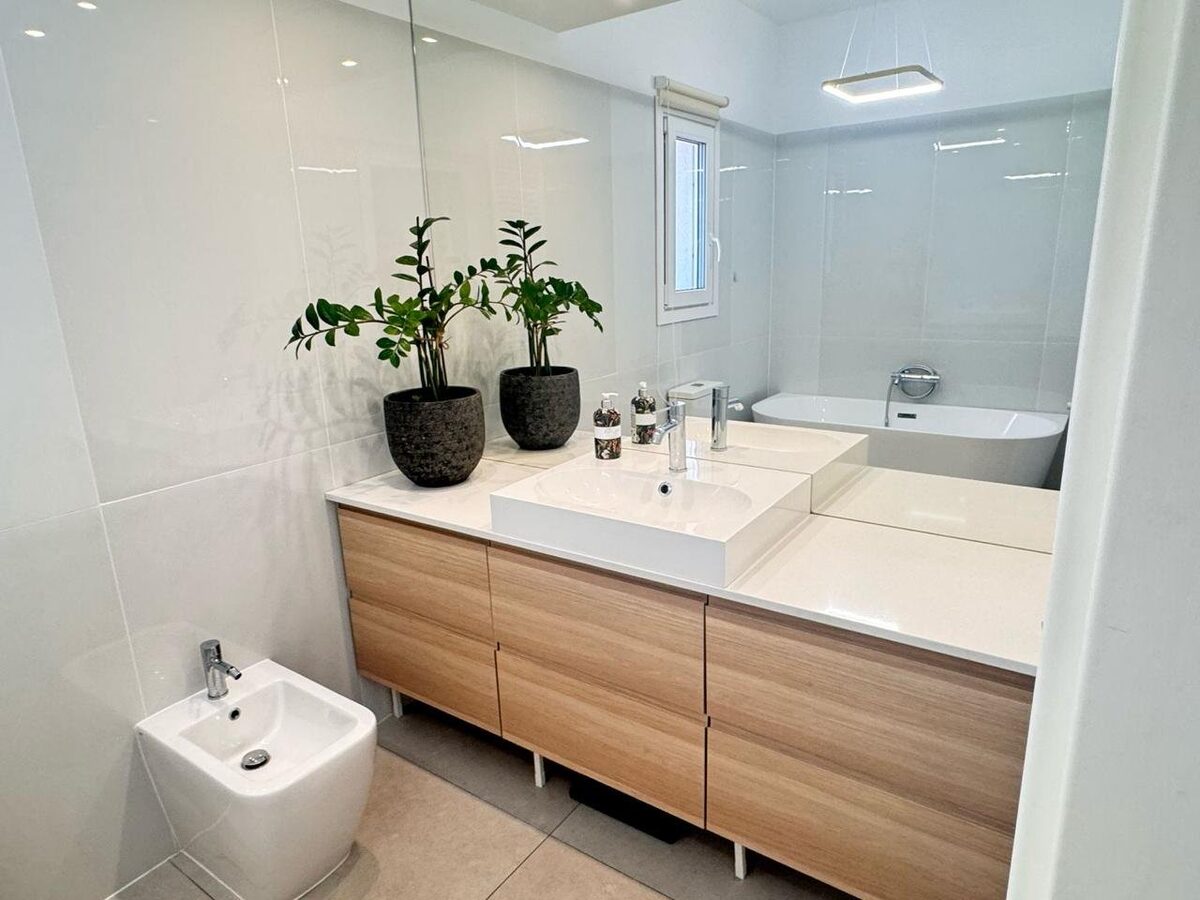 houses with 3 bedrooms in potamos-germasogeias, Cyprus [ID: 0602-237421]