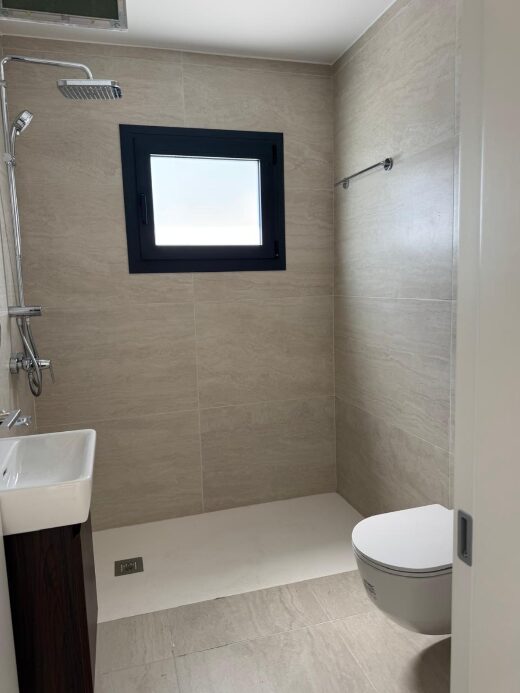 rentable-property w agios-athanasios, Cypr [ID: 0602-237495]