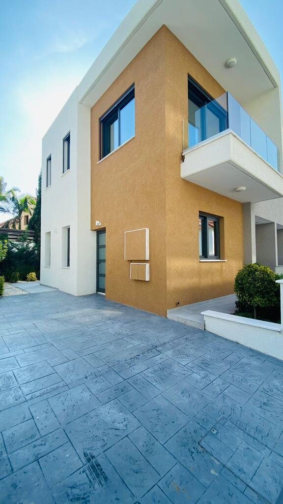 Townhouse in mouttagiaka-tourist-area, Cyprus - image 15